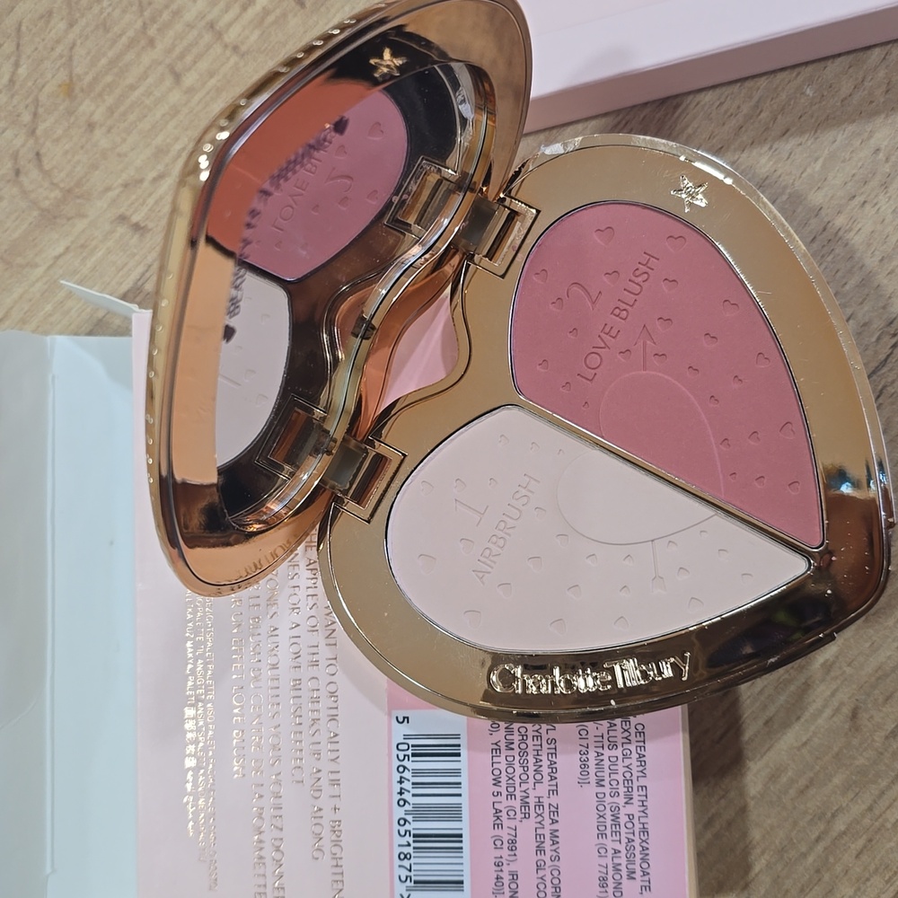 Charlotte Tilbury Gold Heart Face , PILLOW TALK FLAWLESS PRACH - Picture 2 of 3